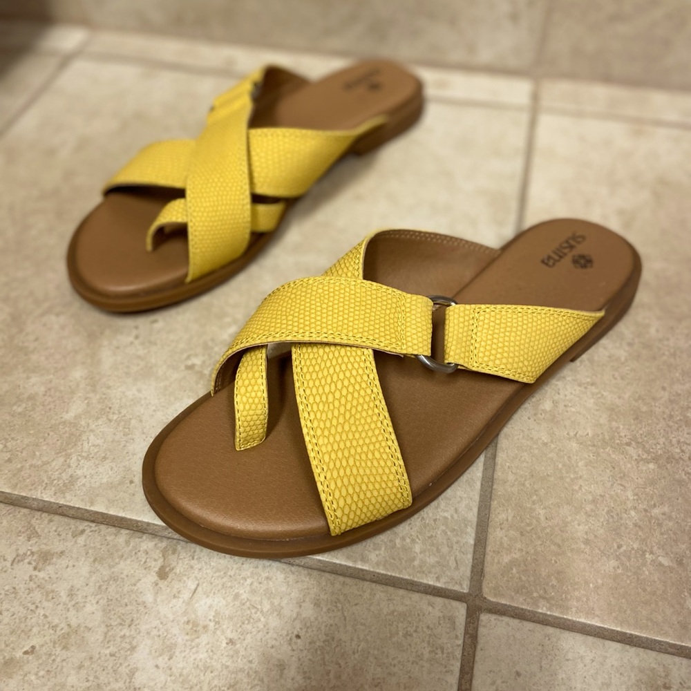 Susina yellow sandals,new size 8